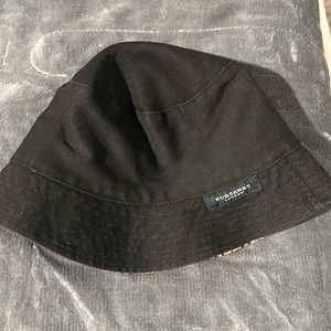 Burberry Black Bucket Hat
